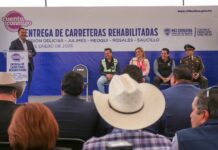 Maru Campos y Jesús Valenciano entregan tramos carreteros clave para Delicias y la región