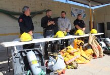 Apoyan Bomberos de Delicias a corporación de Saucillo con equipamiento