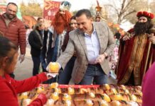 Partieron megarosca de Reyes Magos en el parque DIF, en Ciudad Juárez