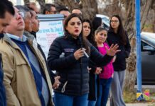 Atiende Miriam Soto peticiones de vecinos en comunidad de Los Jáquez