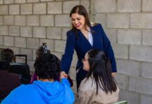 Entrega Estacionometros Meoqui minisplits al Telebachillerato 86102 de Gpe. Victoria