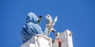 Avanza instalación de luminarias LED en Cumbres del Deporte, Pedregal y Monte Albán