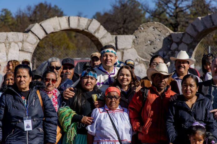 ENTREGAN MARCO BONILLA Y ALCALDE DE BOCOYNA, APOYOS