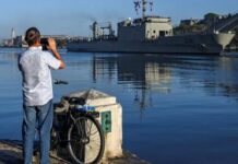 Dos buques de México llegan a Cuba con ayuda humanitaria