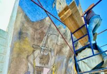 Inician UACH y Municipio restauración de mural histórico en Meoqui