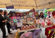Exhiben productos elaborados por talleristas en expo “Entre Manos de Mujer”