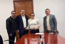 Alcalde de Parral gestiona ante la CONADE soluciones para el Polideportivo