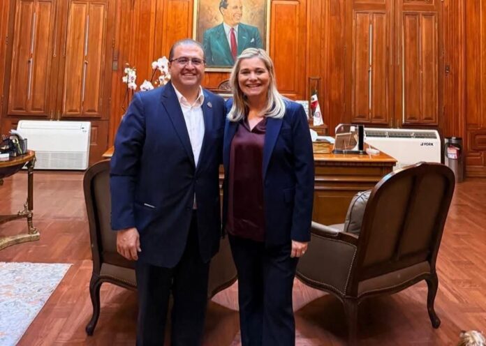 CHAVA CALDERON Y MARU CAMPOS