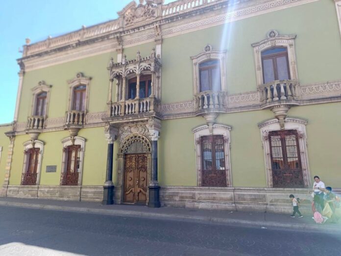 Gobierno de Chava Calderon impulsa rescate del Centro Histórico y fortalece su identidad, en Parral