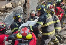 Recuperan cuerpos de tres trabajadores tras colapso de edificio en CDMX