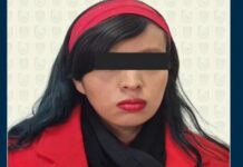 Detienen a profesora por grabar a estudiantes en escuela