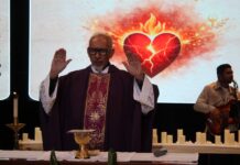 Rotundo éxito el primer encuentro espiritual “Restaurados”; hubo lleno total en el teatro de Delicias