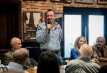 Escucha Marco Bonilla el sentir de Juárez en encuentro con la agrupación “Más por Juárez”