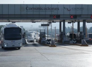 Transportistas y agricultores inician paro nacional indefinido en México