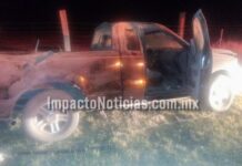 Mujer resulta lesionada tras volcadura en la carretera Camargo-Delicias