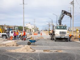 Supervisa Jesús Valenciano avance del 90% en pavimentación de la avenida Fernando Baeza