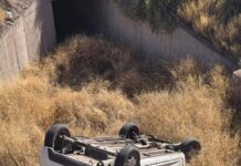 Identifican a hombre que murió tras volcadura en la carretera federal 45 en Meoqui
