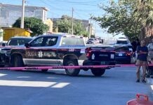Asesinan a hombre en plena calle; tenía un desarmador en la cabeza