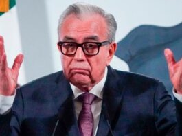 Descarta Seguridad ficha roja de Interpol contra Rubén Rocha Moya