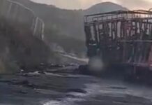 Reportan enfrentamientos, bloqueos e incendios de vehículos en Michoacán; suspenden clases y actividades