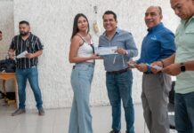 Entrega Gobierno de Delicias becas a estudiantes del Tecnológico a través de Estacionómetros