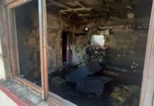 Incendian casa abandonada en Chihuahua