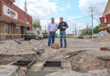 Supervisa Jesús Valenciano rehabilitación del tramo de la calle Tercera, junto al Santuario de Guadalupe