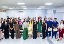 Concluyen su servicio pasantes de Medicina y Nutrición en Meoqui tras fortalecer la atención en salud del municipio