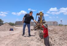 Impulsa Jesús Valenciano pavimentación de la calle San Lorenzo para fortalecer conexión con la zona comercial