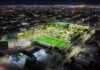 Mejora Jesús Valenciano la Macroplaza con nueva cancha de pasto sintético