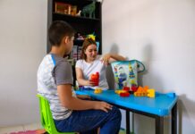 Abren espacios para terapia de lenguaje a bajo costo en el CRI de Meoqui
