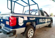 Vecinos retienen a presunto ladrón y lo entregan a la policía en Delicias