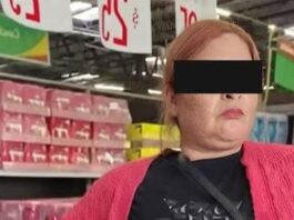 Cachan a mujer robando útiles escolares en Bodega Aurrerá de Aguascalientes