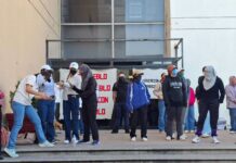 Toman normalistas de Saucillo edificio Héroes de la Revolución; exigen plazas docentes
