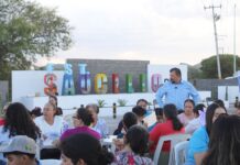 Inaugura Fito Gardea letras monumentales en Estación Saucillo