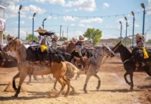 Disfruta en Delicias un fin de semana de BMX, natación, charrería y lucha libre