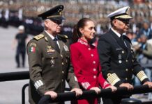 “México no se doblega, no se arrodilla y nunca se vende”: Sheinbaum