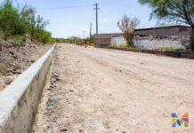 Avanza rehabilitación de la calle Ferrocarril para mejorar la movilidad en Meoqui