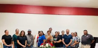 Fito Gardea pone en marcha taller de capacitación en computación básica para mujeres
