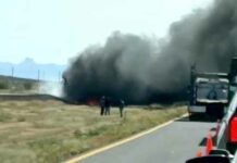 Vuelca e incendia tráiler en la Chihuahua-Juárez; cierran parcialmente la carretera