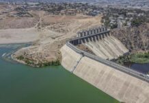 Afirma congresista de EU que México ha entregado 350 mil acres-pie de agua a Texas