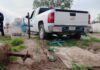 Mujer mayor se le bajó la presión manejando y derriba cinco tumbas en panteón de Delicias